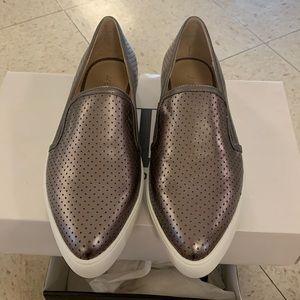 J/slides slip on shoes